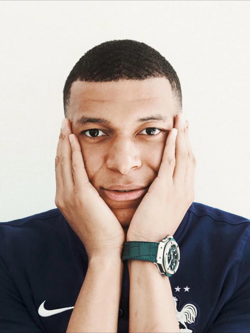 土媒：签下埃德森需花费5000万欧，加拉塔萨雷已转向其他目标