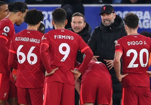 3-2大逆转！AC米兰争冠有戏：3连胜登顶+13轮不败，榜首3强差1分